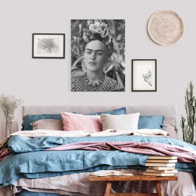 Canvastavlor konstutskrifter Frida Kahlo Photograph Portrait With Flower Crown
