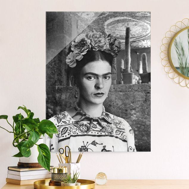 Konstutskrifter Frida Kahlo Photograph Portrait With Cacti