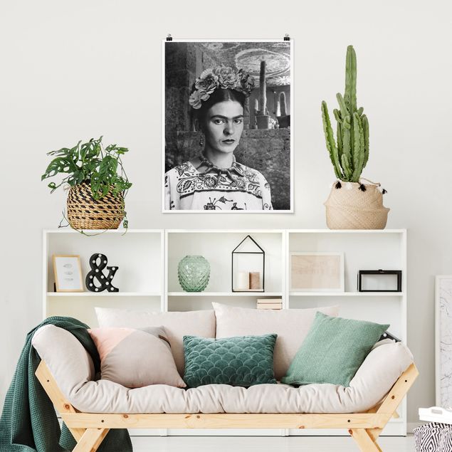 Posters svart och vitt Frida Kahlo Photograph Portrait With Cacti