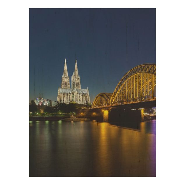 Tavlor Cologne At Night