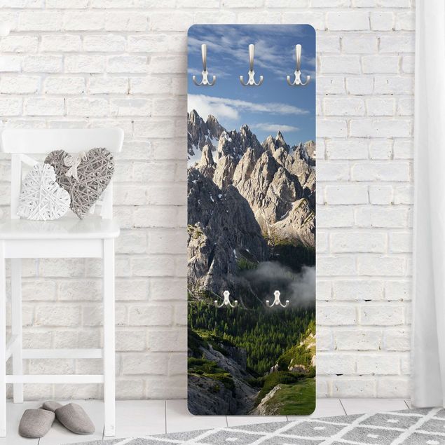 Klädhängare vägg landskap Italian Alps