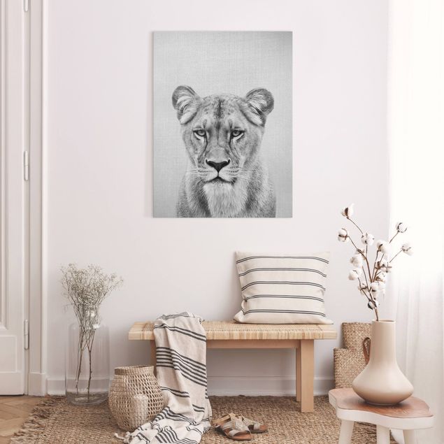 Canvastavlor lejon Lioness Lisa Black And White