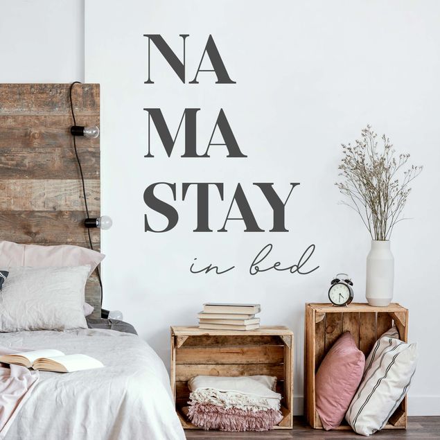 autocolantes decorativos parede Namastay In Bed