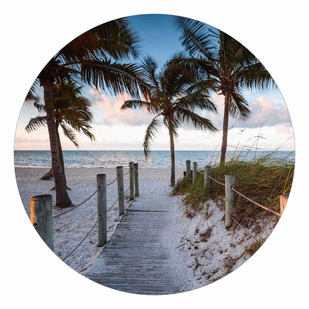 Fototapeter landskap Palm Trees At Boardwalk To The Ocean