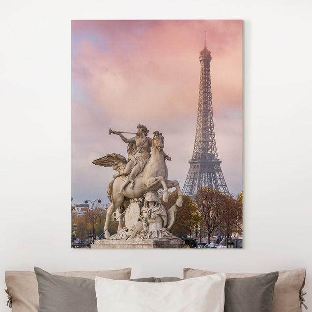 Tavlor Paris Statue Of Horseman In Front Of Eiffel Tower