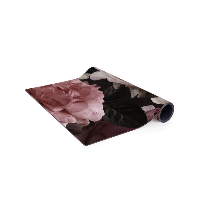stora mattor Pink Flowers On Black Vintage