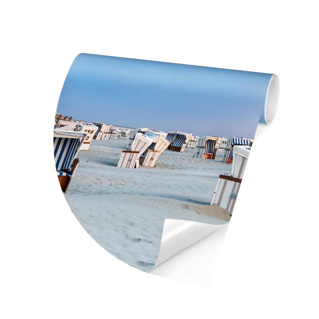 Fototapeter arkitektur och skyline Beach Chairs On The North Sea Beach