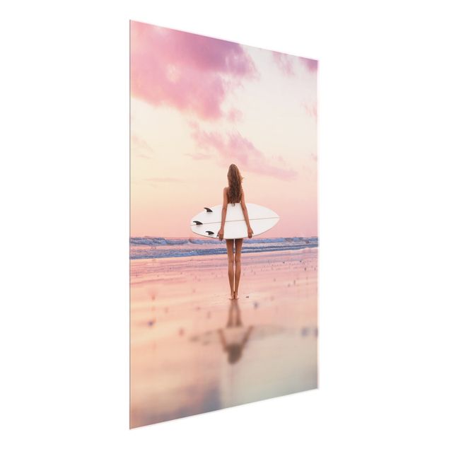 Glastavlor landskap Surfer Girl With Board At Sunset