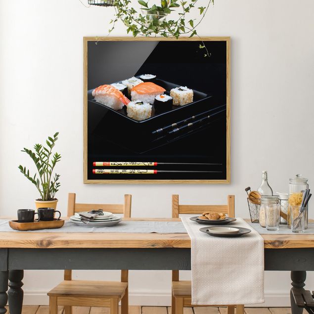 Tavlor konstutskrifter Sushi With Chop Sticks Black