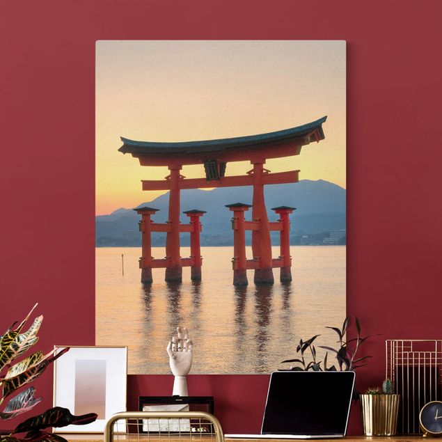 Canvastavlor Asien Torii Near Itsukushima