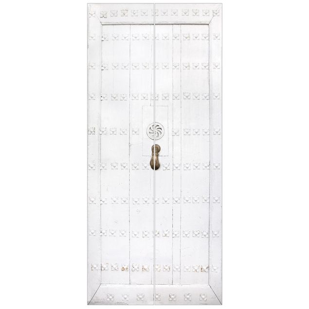 Fototapeter trälook Mediterranean White Wooden Door With Ornate Fittings