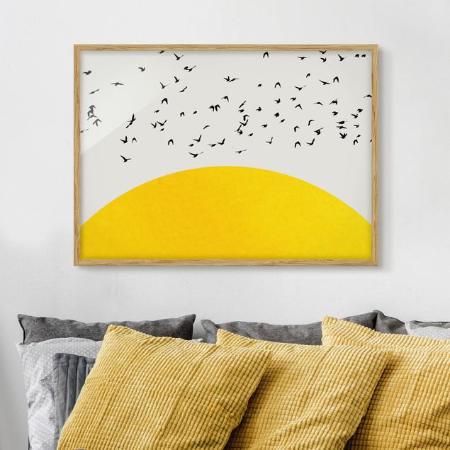 Kök dekoration Flock Of Birds In Front Of Yellow Sun