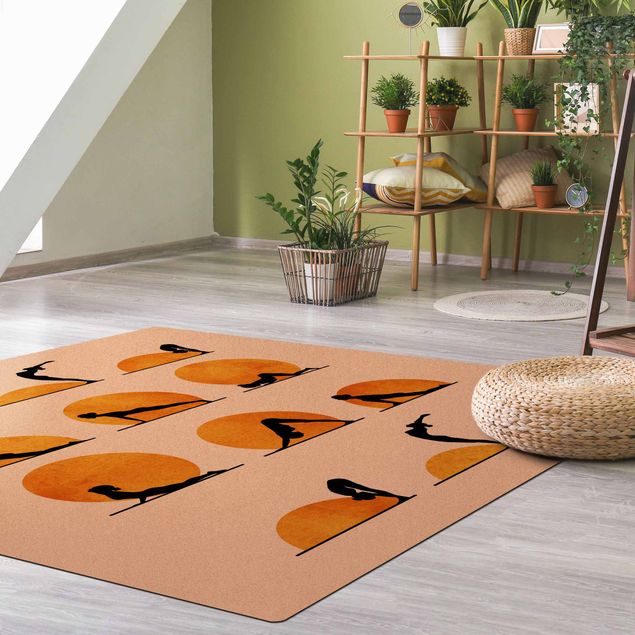 orange mattor Yoga -  Sun Salutation